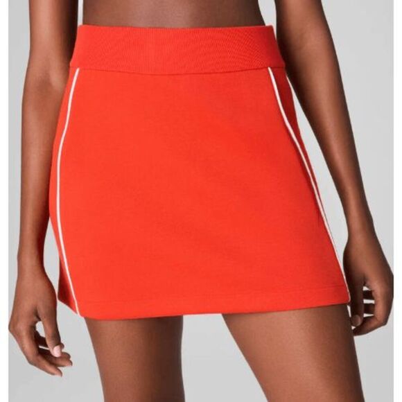 NWT SPANX AirEssentials® Pique Skort- Poppy- Size L - Picture 4 of 9